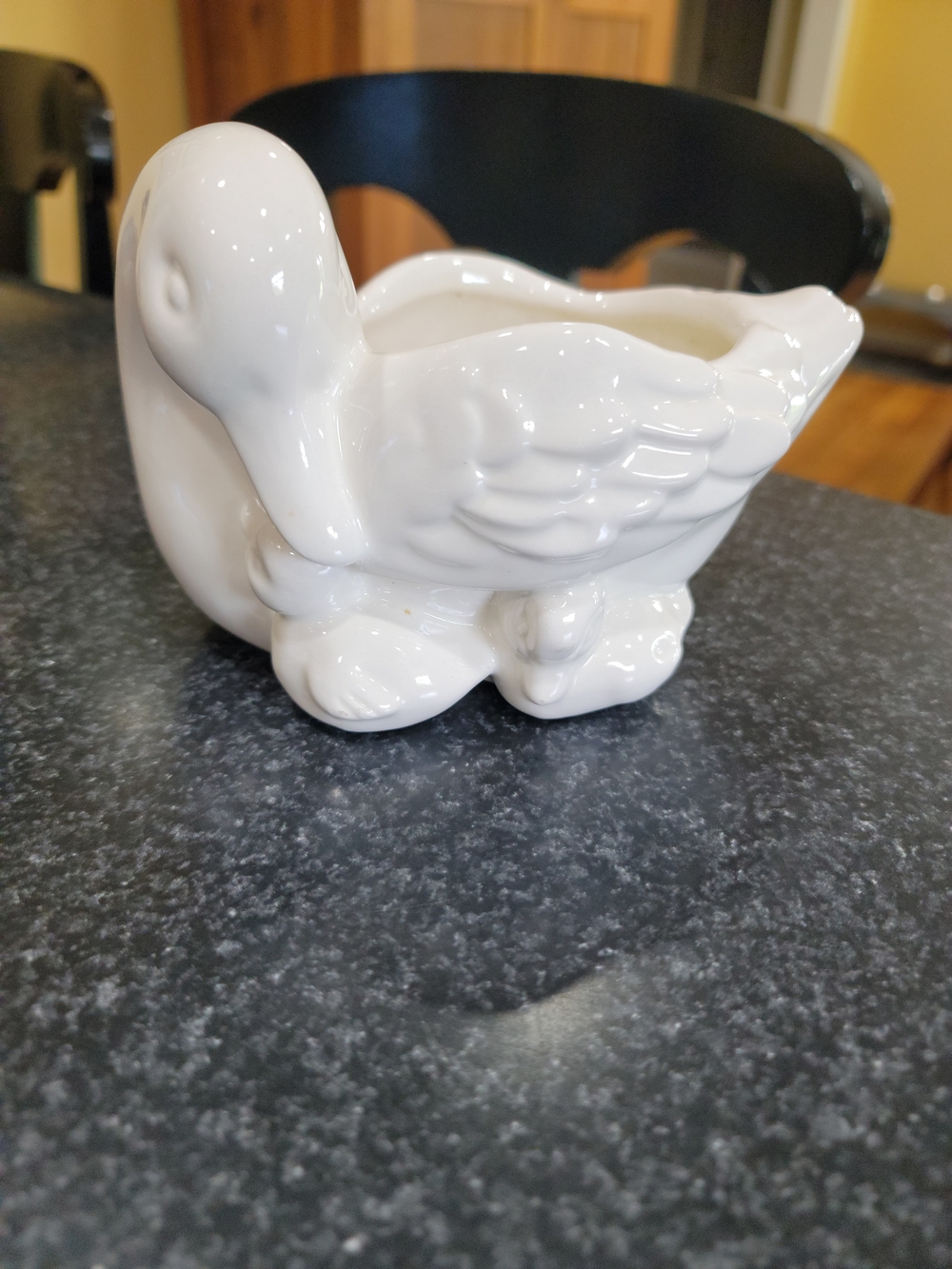 Vintage 1984 Avon White Mother Duck Planter
